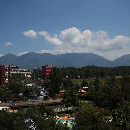 View 아파트 티라나